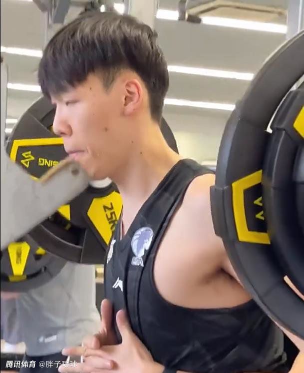 《不戴套的瑜伽教练3》在线播放